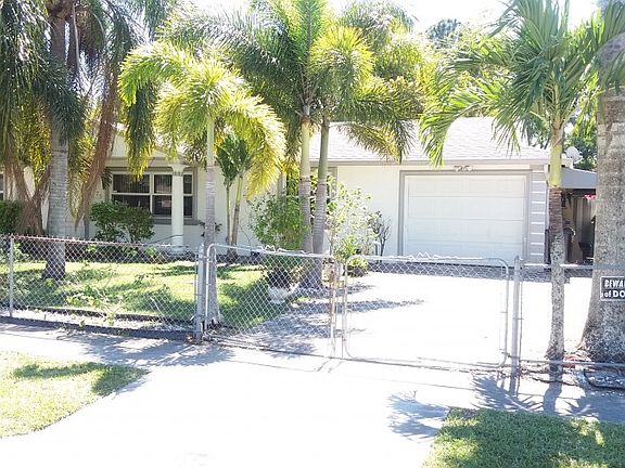 4th image of 4475 Ixora Cir