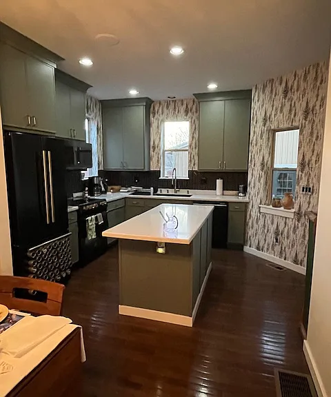 Flat Top — Photo 1