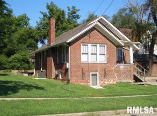 334 N Charles St, Macomb, IL 61455