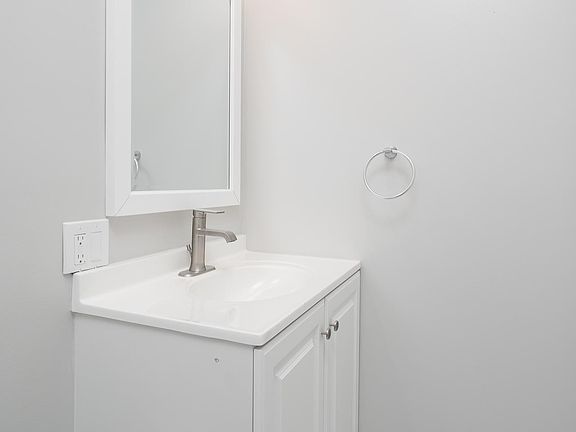 3rd image of 3400 University Ave SE #47