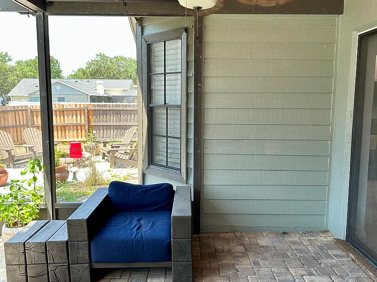1041 Sawyers Ct — Photo 26