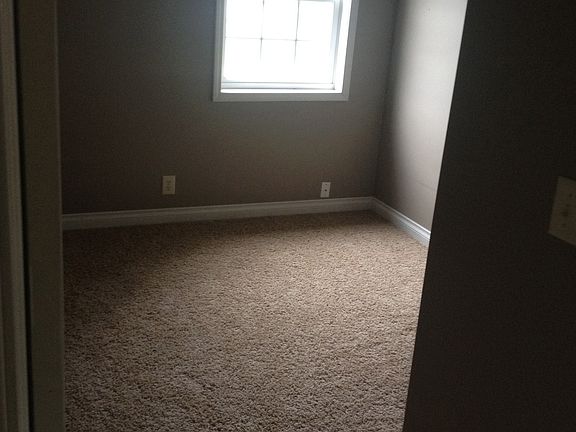 5th image of 1340 W Cherry St