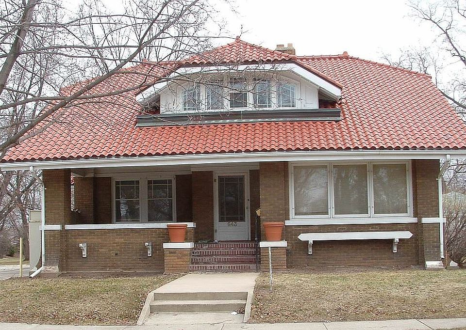 643 S Clay St, Green Bay, WI 54301 Zillow