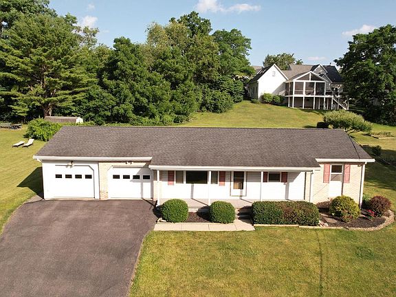 2nd image of 1526 Yardal Rd