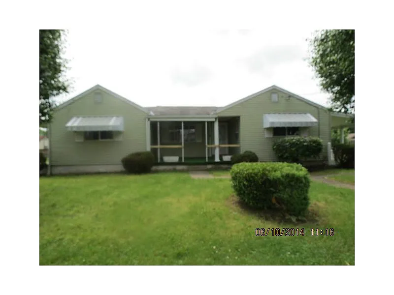801 York St photo 1