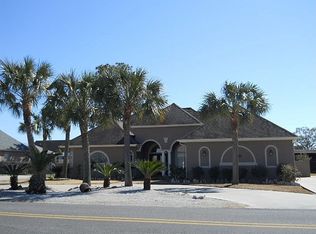 1570 E Bridge St, Breaux Bridge, LA 70517