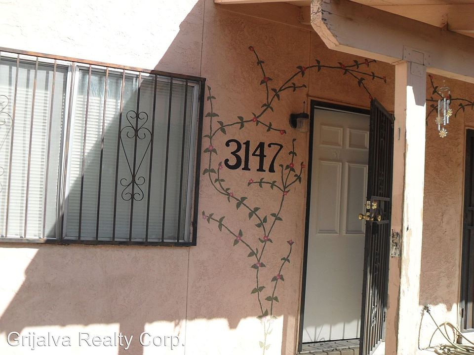 1st image of 3147 E Terra Alta Blvd