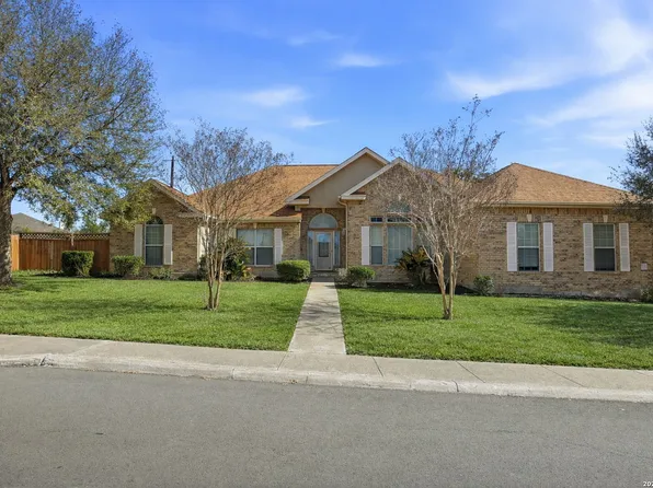 8814 Spanish Moss, Windcrest, TX 78239