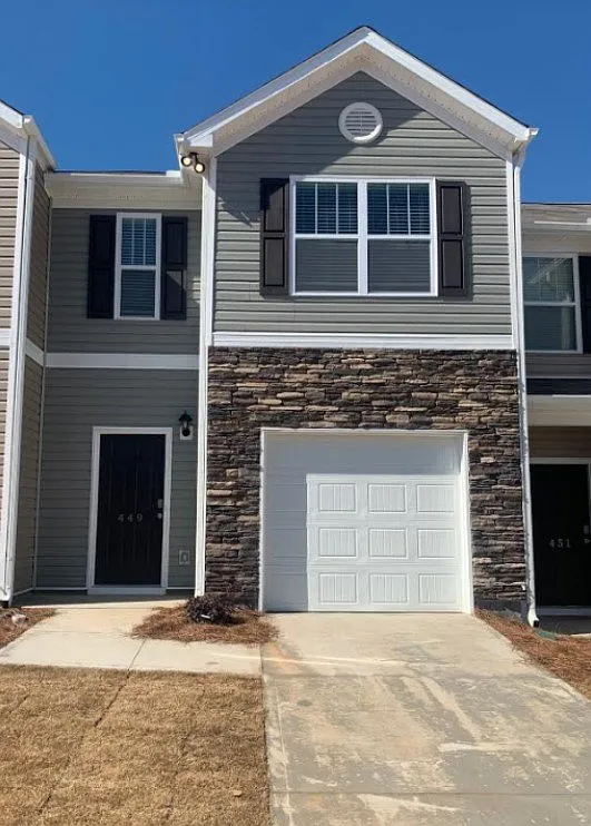 3 bed, 2.5 bath, 1430 sqft, $1,750 — Photo 2