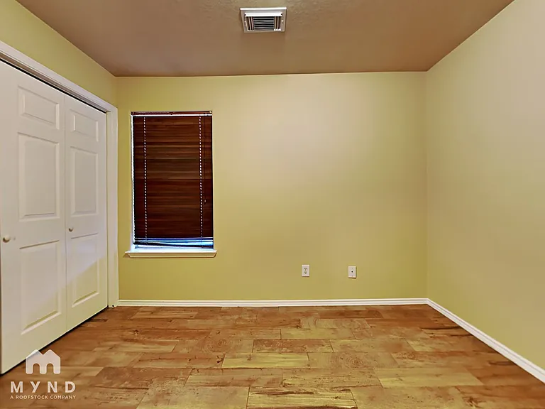 635 Ashlen Dr — Photo 12