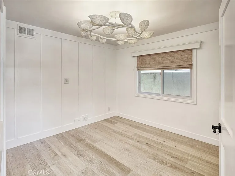 705 Larkspur Ave — Photo 33