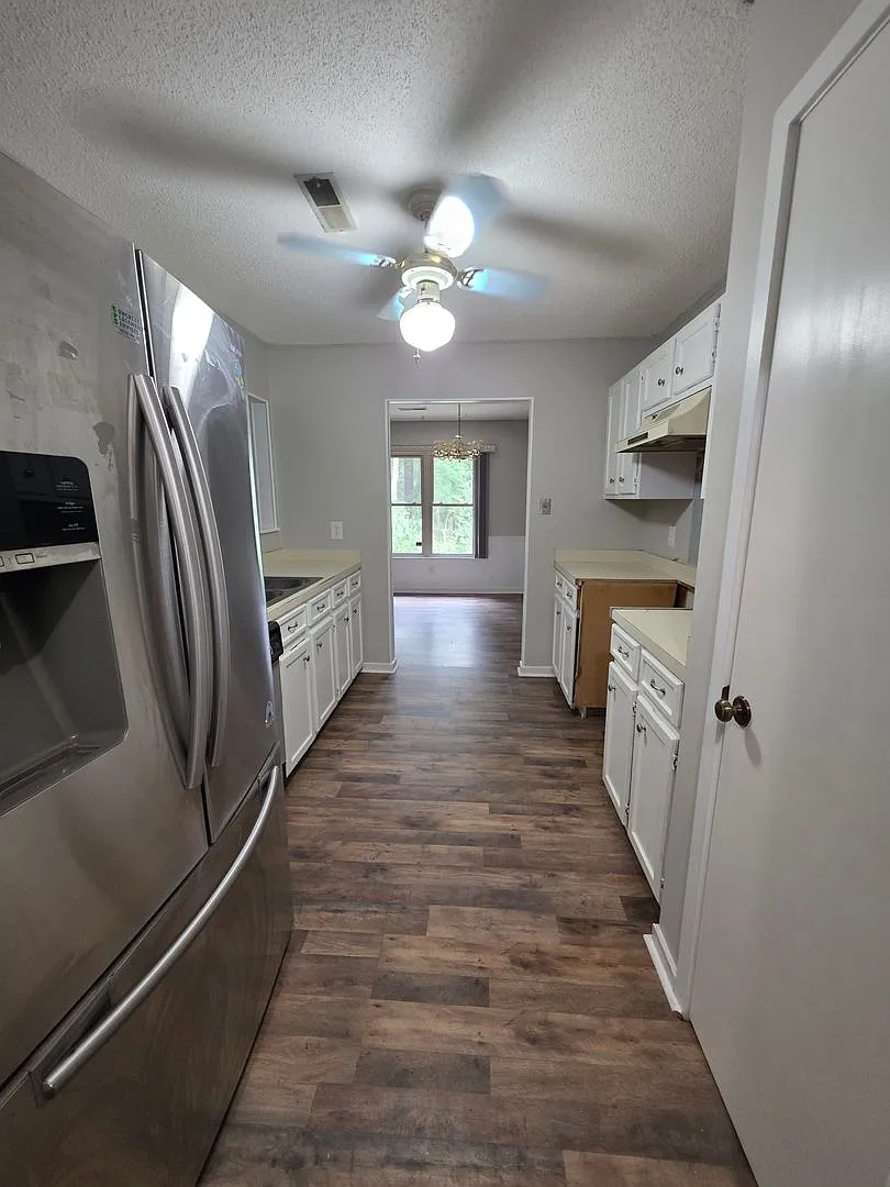 1008 Creekside Way — Photo 4