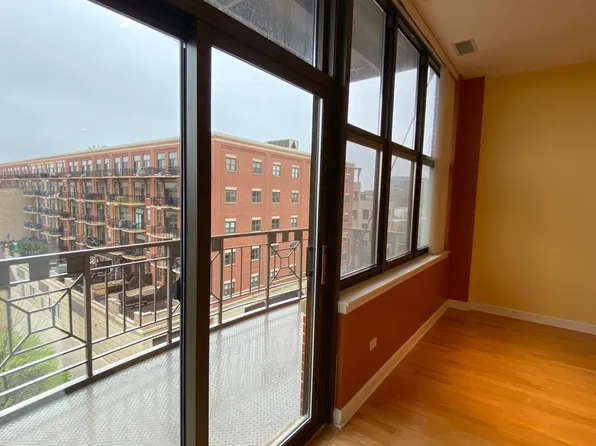 15 S Throop St APT 503, Chicago, IL 60607