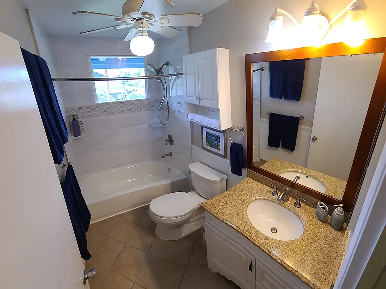 41-055 Ehukai St — Photo 8