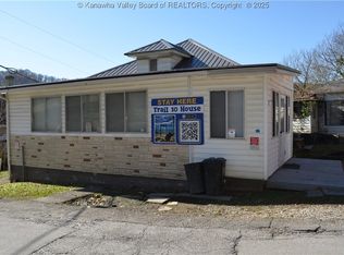301 W 4th Ave, Williamson, WV 25661