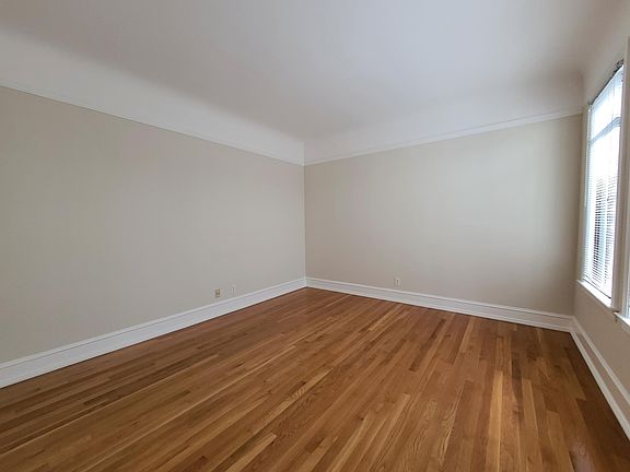 3rd image of 3455 Fillmore St APT 103