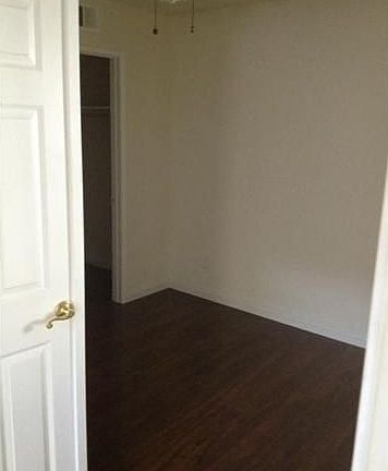5th image of 808 W Grondahl St APT C
