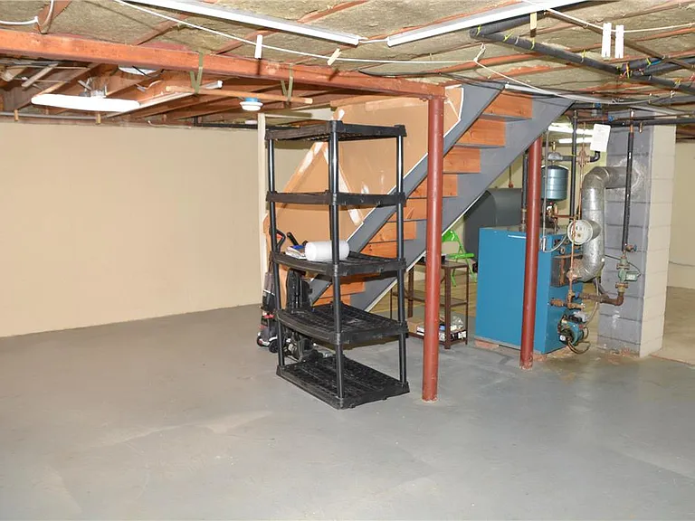 3017 Jefferson St — Photo 17