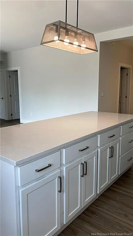 1 bed, 1.0 bath, 948 sqft, $2,115 — Photo 4