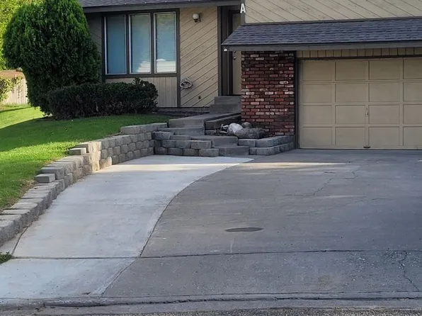 3287 W 9th Pl, Kennewick, WA 99336