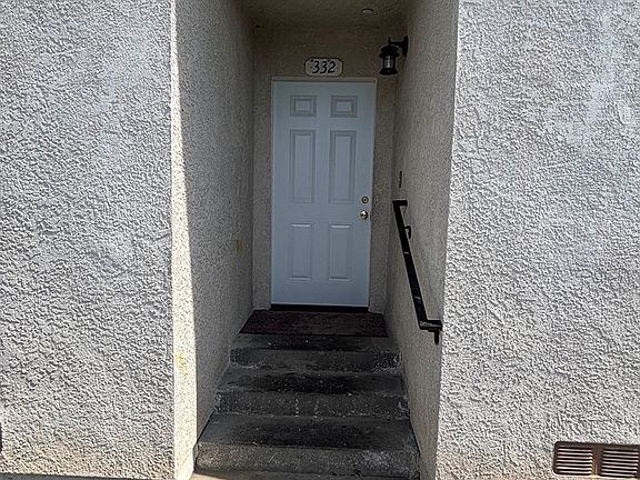3rd image of 332 E 118th St