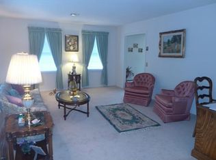 487C Somerset Ln, Monroe Township, NJ 08831