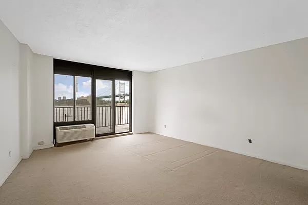 1st image of 25-40 Shore Blvd #3P
