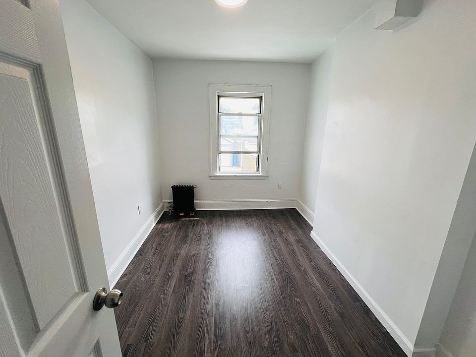 2nd image of 22-19 27th St #2