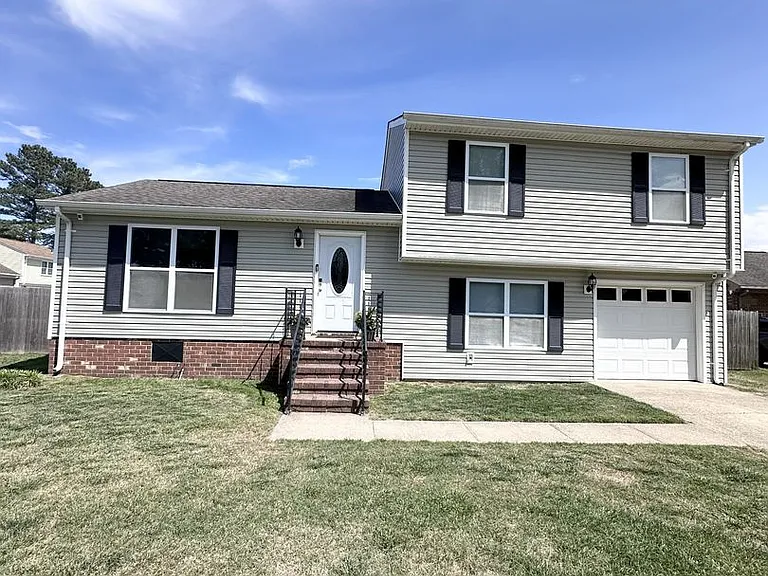 509 Bowling Green Ct — Photo 1