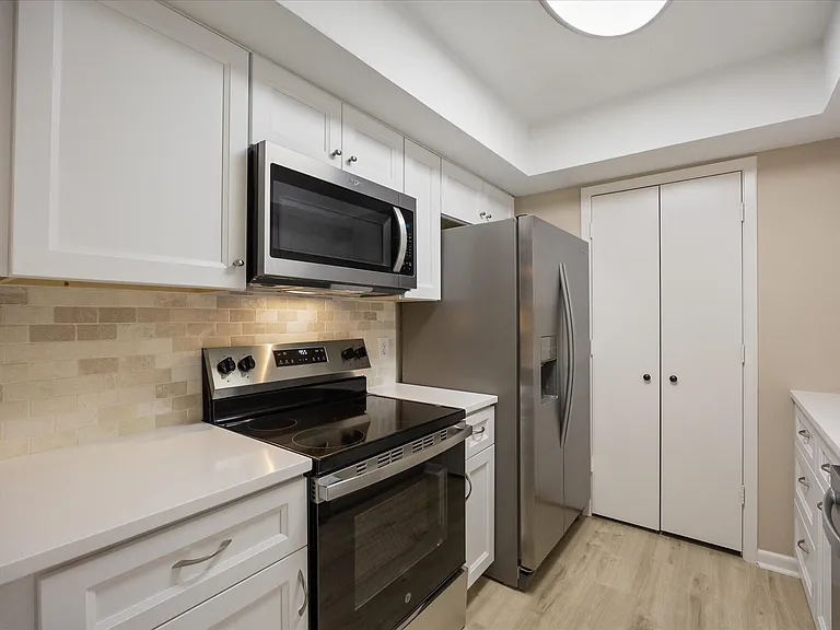 1041 Signal Ridge Pl — Photo 6