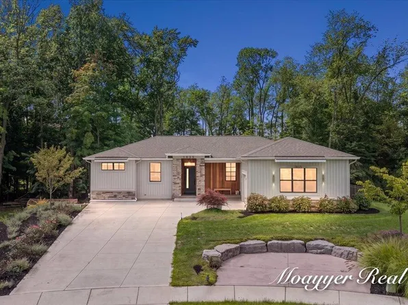 1835 Gloryfield Dr SW, Byron Center, MI 49315