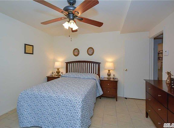 3rd image of 16206 98th St