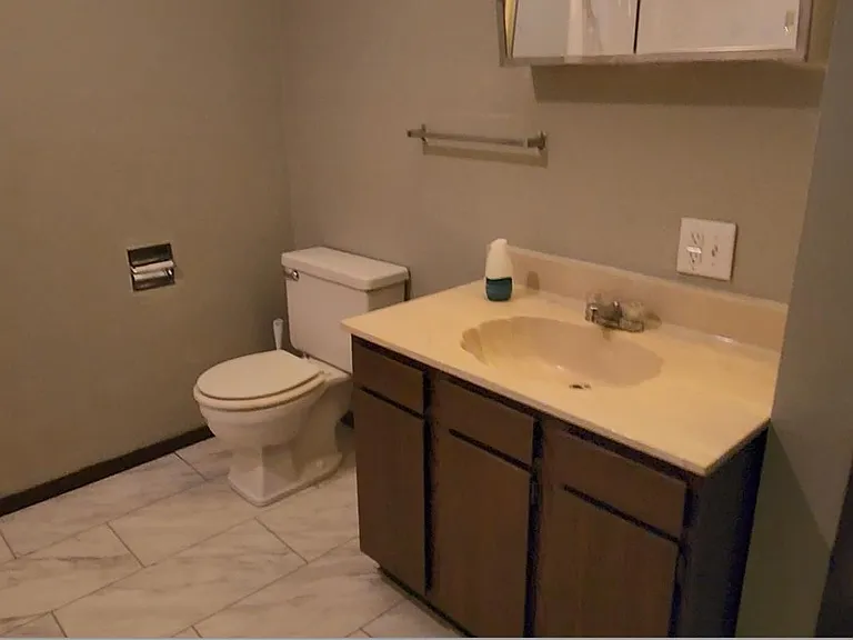 515 Dewey Ave #5 — Photo 6