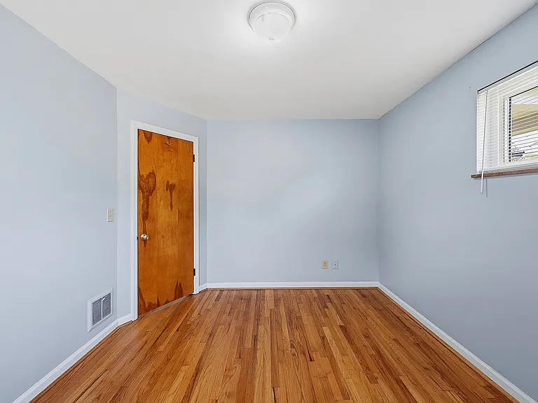1114 Joetta Dr — Photo 10