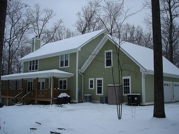 4th image of 15 Goldenwood Ln
