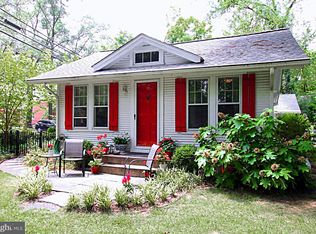 4606 Calvert Rd, College Park, MD 20740