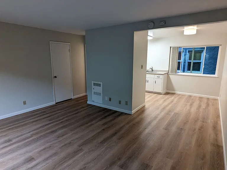123 Anita — Photo 14