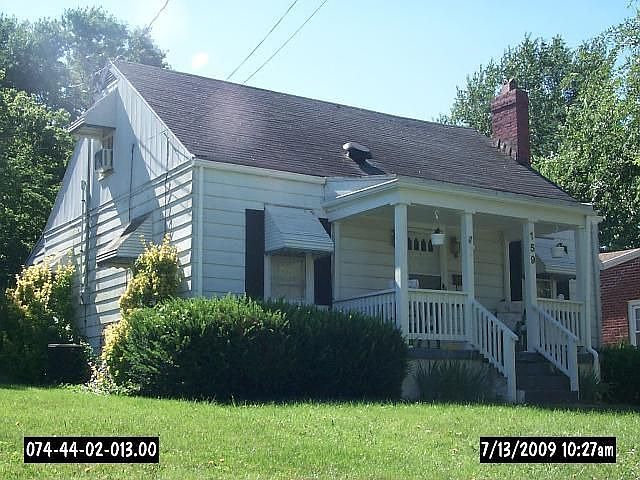 2nd image of 159 Myrtle Ave