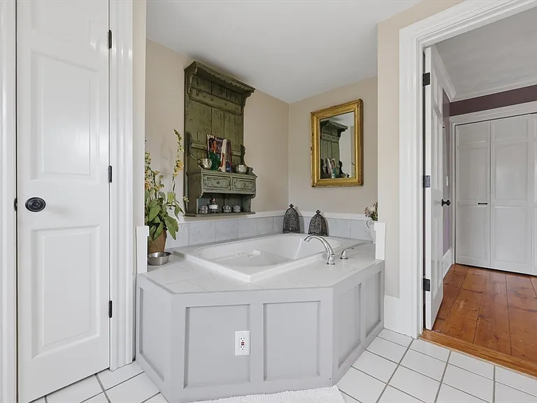 37 Marlboro St #37 — Photo 26