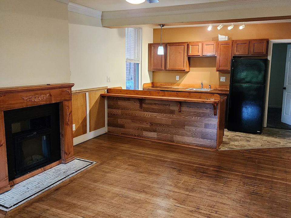 1st image of 5516 Baywood St #1