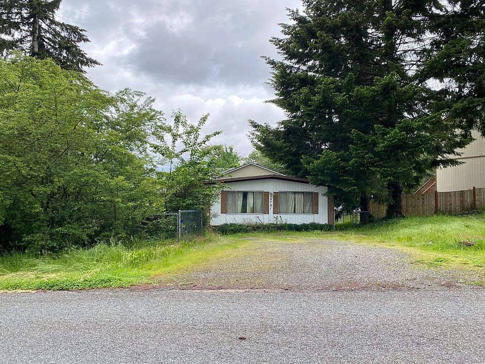 1st image of 22701 Cedarview Dr E