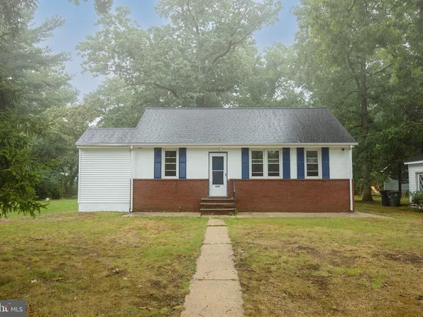 802 Wildwood Ave, Williamstown, NJ 08094
