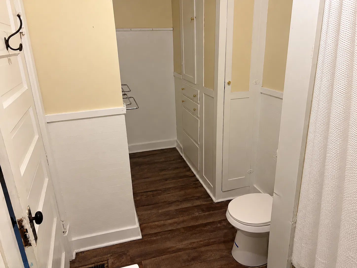 326 Western Ave/1106 W 3rd St - 3 — Photo 3
