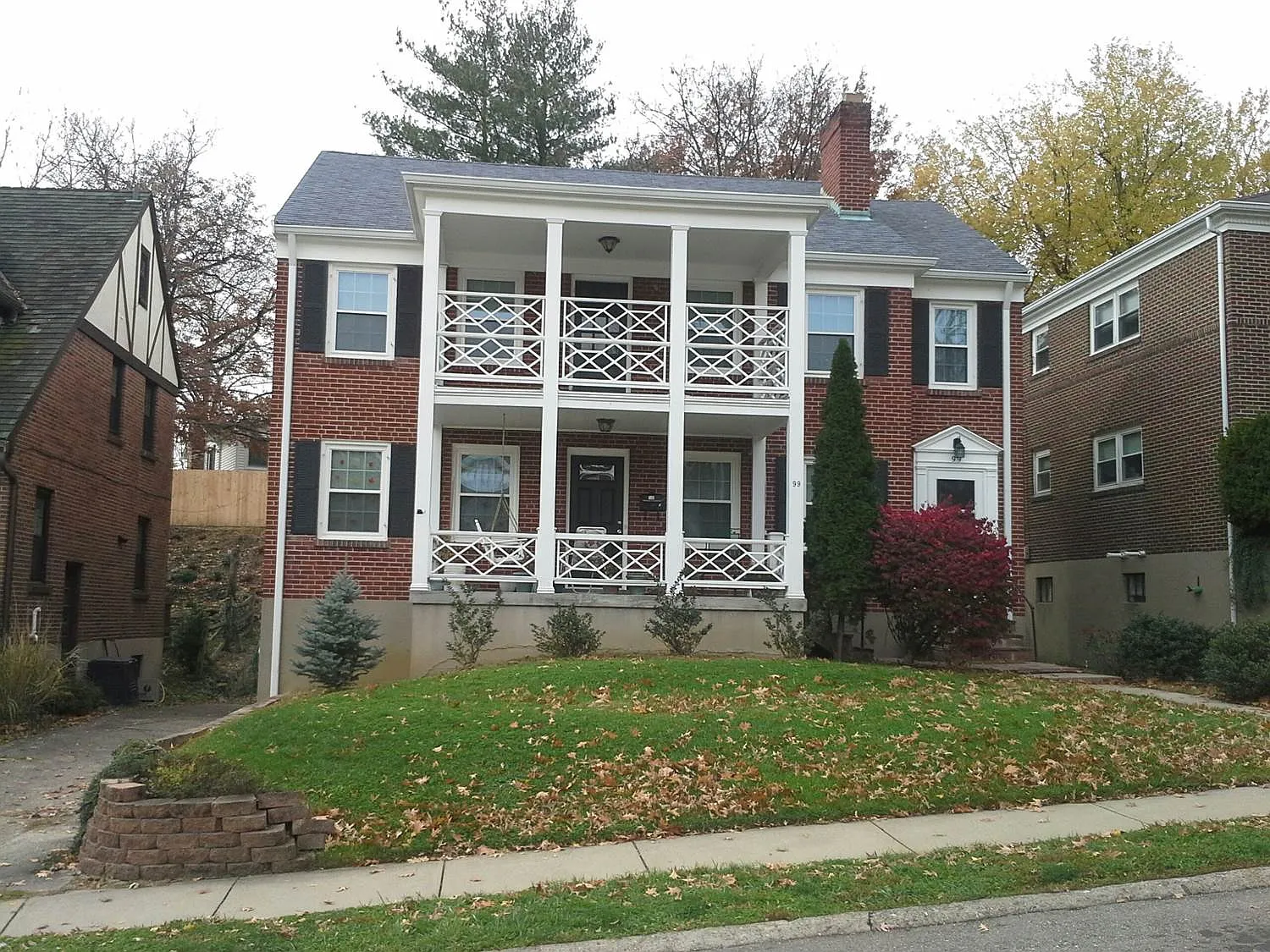 99 W Vernon Ln photo 1