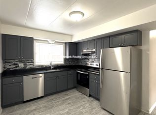 1400 Carol St #1A, Park Ridge, IL 60068