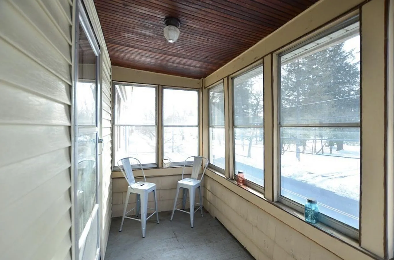 2 bed, 1390 sqft, $1,700 — Photo 3