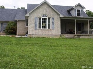 8398 Starlight Rd, Floyds Knobs, IN 47119