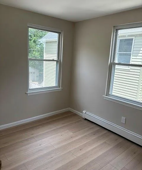 40 S Bayles Ave #UPPER — Photo 8