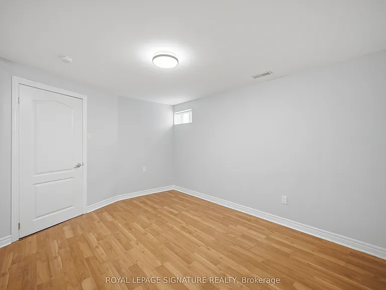 53 Guery Cres #2 — Photo 21