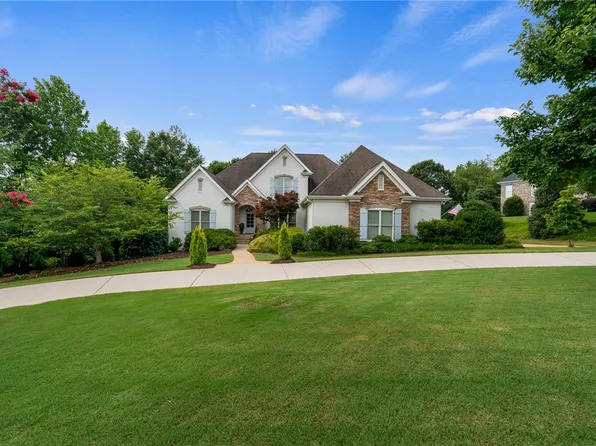 104 Etowah Ln, Piedmont, SC 29673